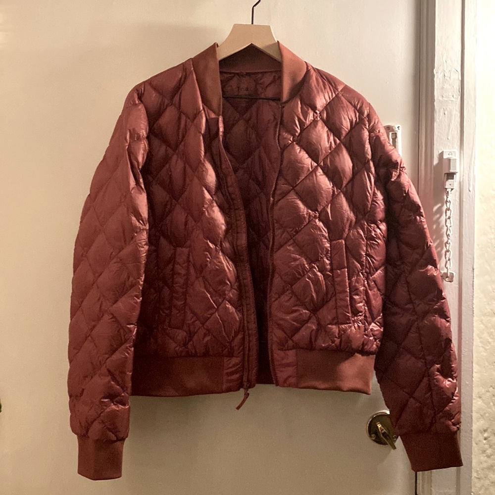 Aritzia tna quilted puffer League Bomber jacket